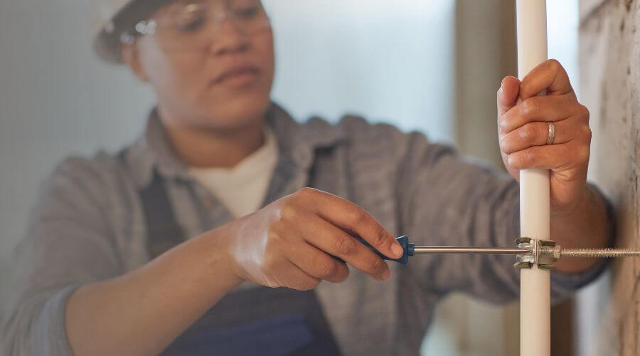 Professional industrial roofing company in Inez, TX